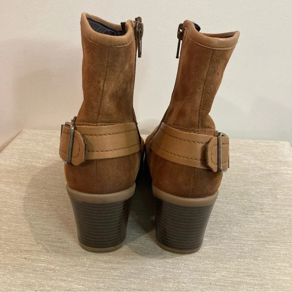 EARTH Sz 6.5 Lina  Arlington Western Style Leather Stacked Heel Ankle Boots - Picture 10 of 12